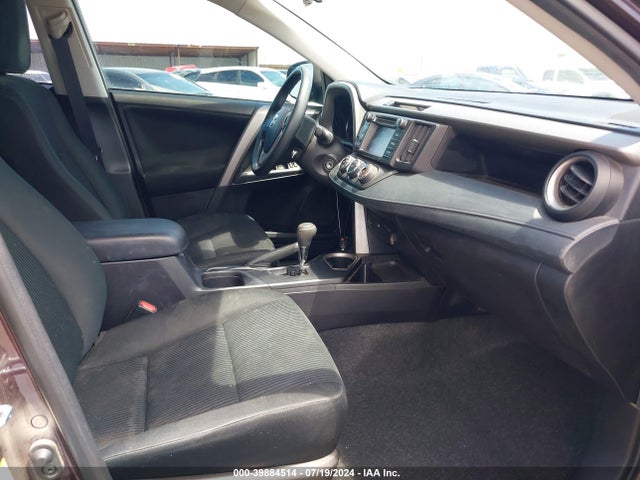 Toyota RAV4 LE 2018 2T3BFREV9JW823734 Image 5