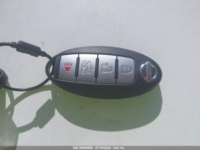 3N1CN8EV7ML861494 Nissan Versa Sv Xtronic Cvt
