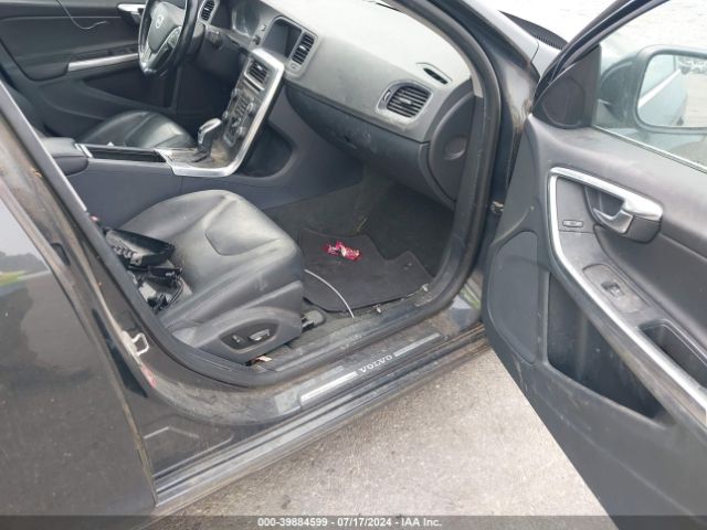 YV140MFB4F1315673 Volvo S60 T5 Premier