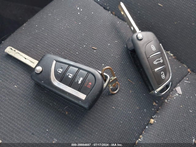 Toyota COROLLA LE 2020 JTDEPRAEXLJ087646 Image 11