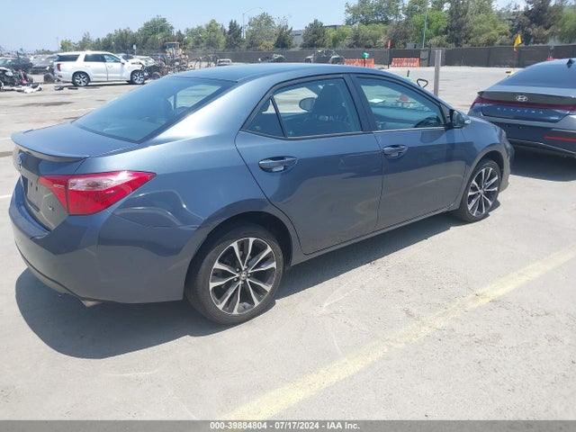 Toyota COROLLA SE 2017 5YFBURHE1HP605499 Image 4