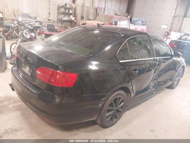 3VWB07AJ4EM442595 Volkswagen Jetta 1.8t Se