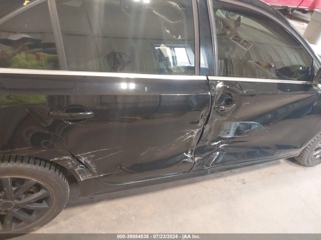3VWB07AJ4EM442595 Volkswagen Jetta 1.8t Se