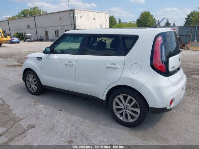 2018 KIA SOUL KNDJP3A53J7901349 Photo 2