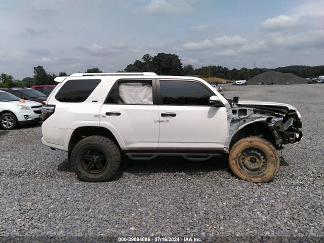 Toyota 4runner Sr5 Premium 2017 JTEBU5JR5H5429488 Image 13