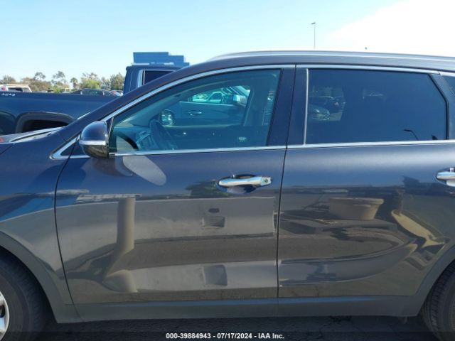 5XYPG4A50HG313762 KIA Sorento 3.3l Lx