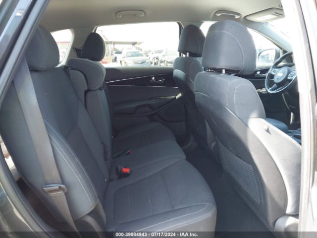 5XYPG4A50HG313762 KIA Sorento 3.3l Lx