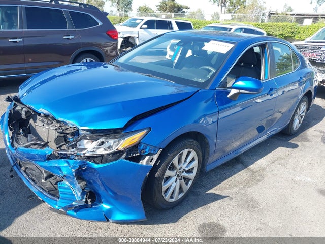 Toyota CAMRY LE 2019 4T1B11HK9KU200741 Image 2