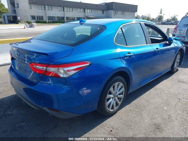 Toyota CAMRY LE 2019 4T1B11HK9KU200741 Image 4