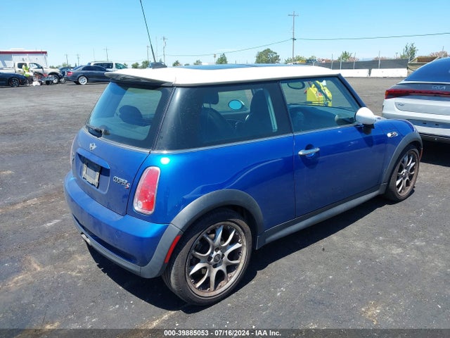 2006 MINI COOPER S WMWRE33526TL24346 Photo 3