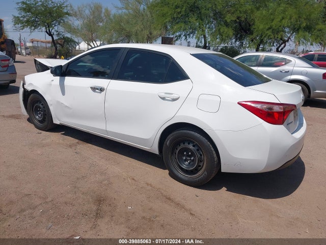 Toyota COROLLA LE 2018 2T1BURHE2JC974782 Image 3