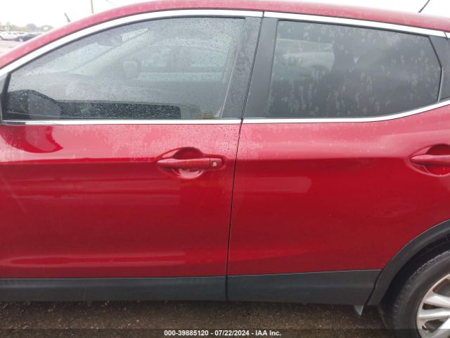 JN1BJ1CP1KW235210 Nissan Rogue Sport S
