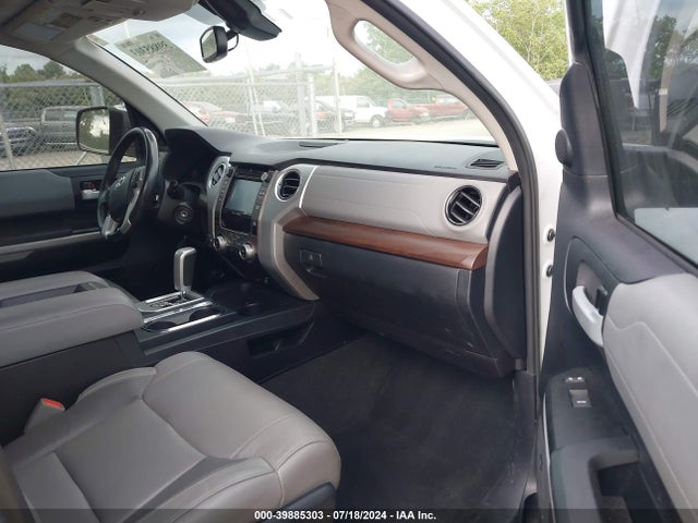 5TFHY5F19KX828616 Toyota Tundra Limited 5.7l V8
