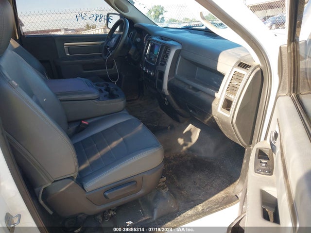 3C6JR7DT5FG665849 RAM 1500 Tradesman