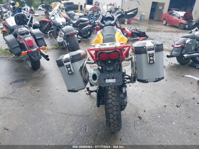 2022 MOTO GUZZI V85 TT ZGUKYUA04NM000877 Photo 5