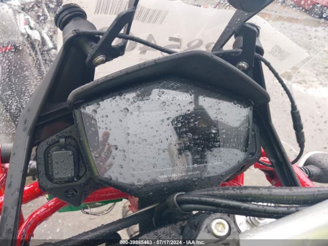 2022 MOTO GUZZI V85 TT ZGUKYUA04NM000877 Photo 6