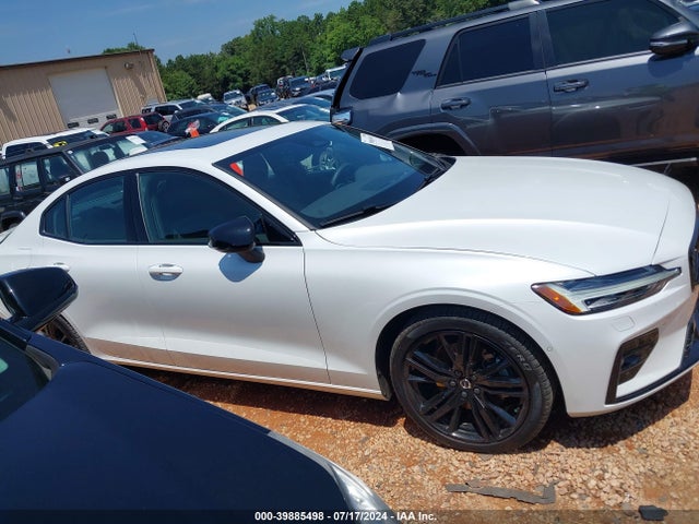 Volvo S60 B5 Plus Black Edition 2024 7JRL12FH4RG299047 Image 13