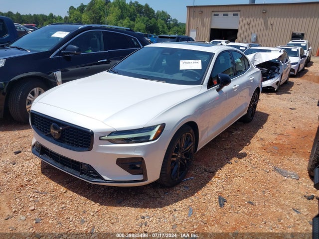 Volvo S60 B5 Plus Black Edition 2024 7JRL12FH4RG299047 Image 2