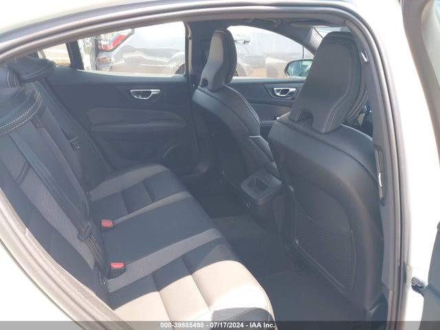 Volvo S60 B5 Plus Black Edition 2024 7JRL12FH4RG299047 Image 8