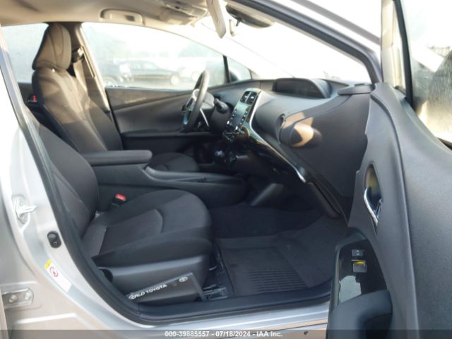 JTDKAMFU1N3155704 Toyota Prius Le