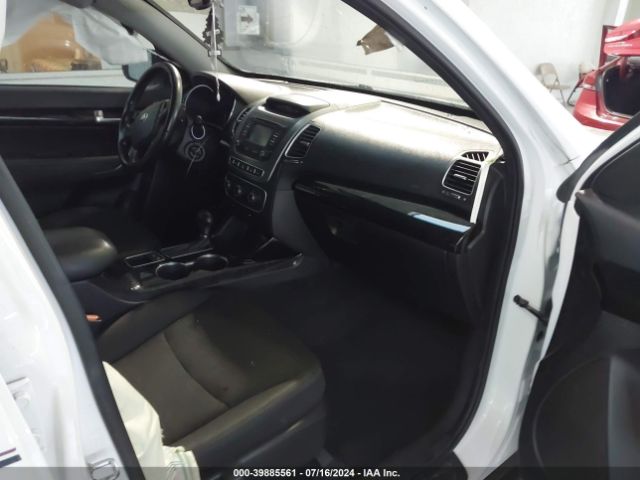 5XYKT4A62EG537027 KIA SORENTO LX