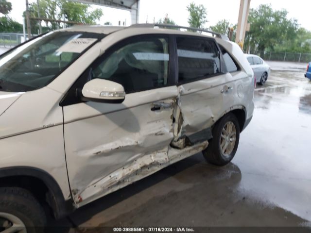 5XYKT4A62EG537027 KIA SORENTO LX