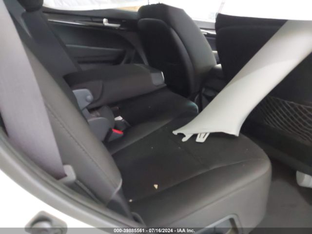 5XYKT4A62EG537027 KIA SORENTO LX