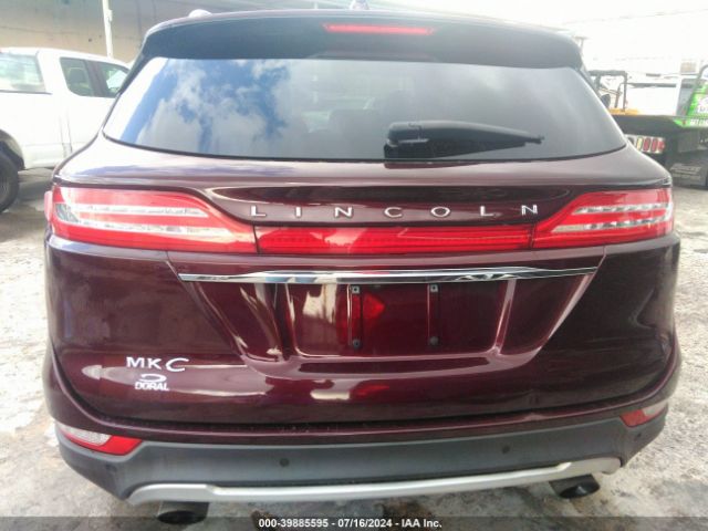 5LMCJ1C93KUL38457 Lincoln Mkc Standard