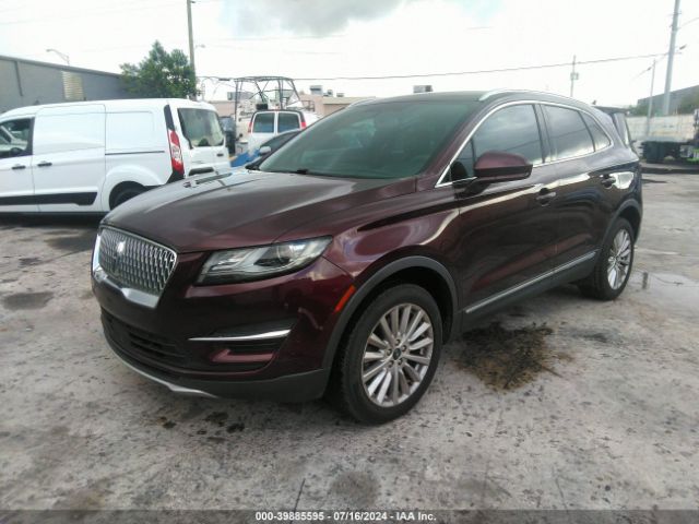 5LMCJ1C93KUL38457 Lincoln Mkc Standard