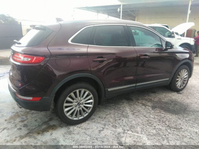 5LMCJ1C93KUL38457 Lincoln Mkc Standard