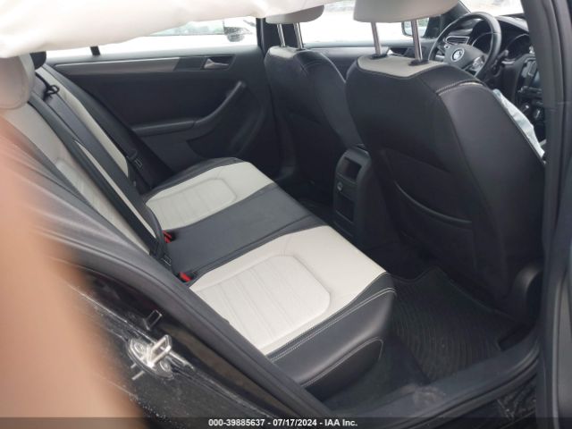 3VWD17AJ5GM391729 Volkswagen Jetta 1.8t Sport