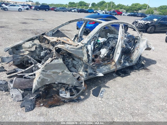 Tesla Model 3 Long Range Dual Motor All-wheel Drive 2020 5YJ3E1EB2LF790843 Image 2