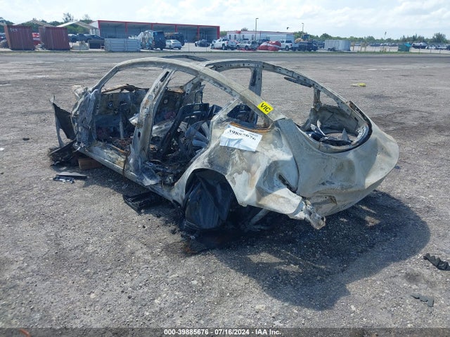 Tesla Model 3 Long Range Dual Motor All-wheel Drive 2020 5YJ3E1EB2LF790843 Image 3