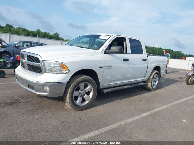 1C6RR7KT3LS127418 RAM 1500 Classic Tradesman  4x4 5'7 Box