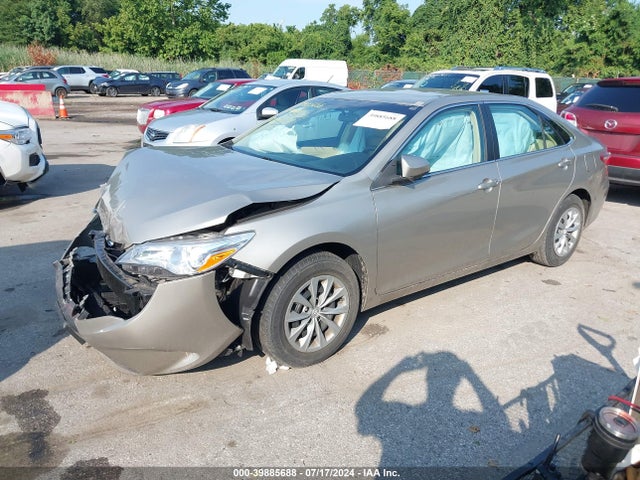 Toyota CAMRY LE 2017 4T1BF1FK7HU425494 Image 2