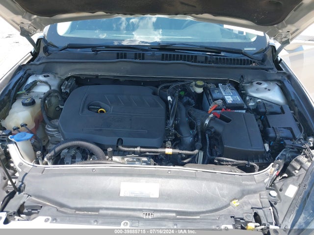 3FA6P0HD2GR186041 Ford FUSION SE