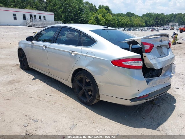 3FA6P0HD2GR186041 Ford FUSION SE