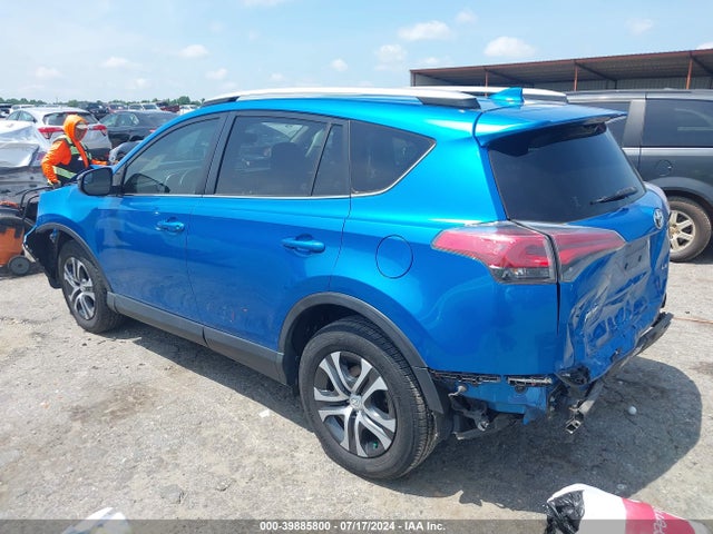 Toyota RAV4 LE 2016 JTMZFREV5GJ095206 Image 3