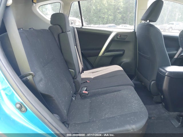 Toyota RAV4 LE 2016 JTMZFREV5GJ095206 Image 8