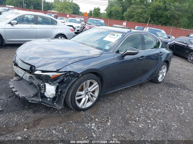 Lexus IS 300 2021 JTHC81F25M5046077 Image 2