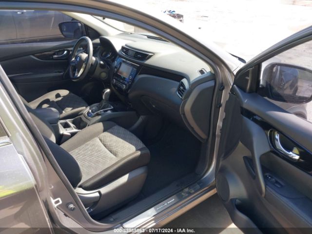 JN1BJ1CP9KW524139 Nissan Rogue Sport Sv