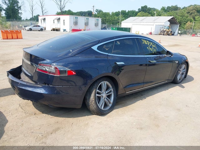 2013 TESLA MODEL S 5YJSA1AG6DFP04833 Photo 3