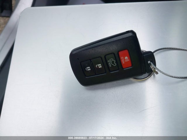 Toyota Rav4 Limited 2015 JTMDFREV6FD130424 Image 11