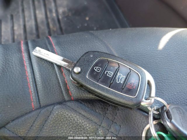 5XYZT3LB5HG455204 Hyundai Santa Fe Sport 2.4l