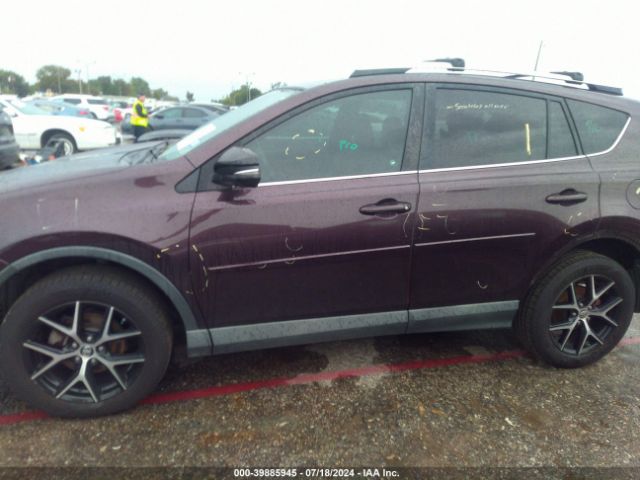 2T3NFREV3GW248195 Toyota RAV4 SE