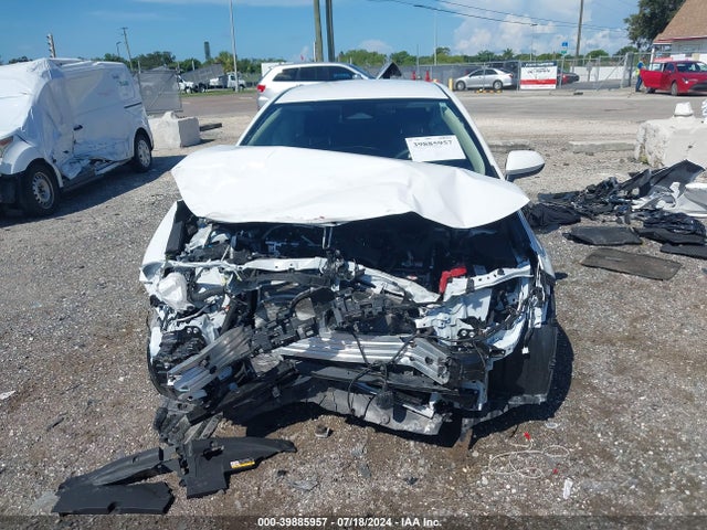 Toyota Corolla Hybrid Le 2023 JTDBCMFE0PJ015953 Image 13