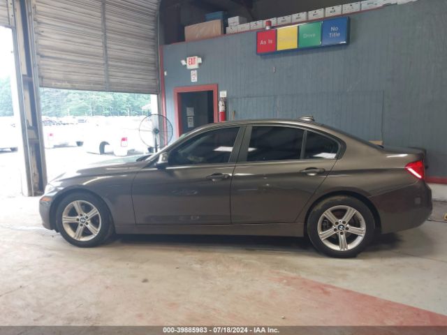 WBA3B1G55FNT03850 BMW 320i