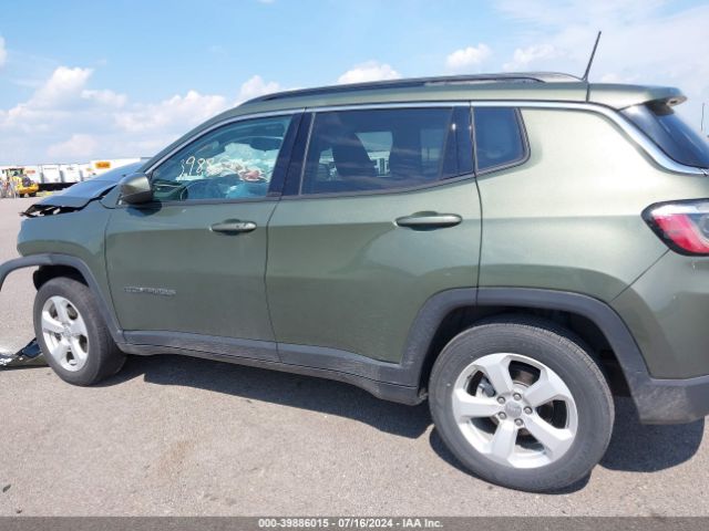 3C4NJCBB9MT556447 Jeep Compass Latitude Fwd