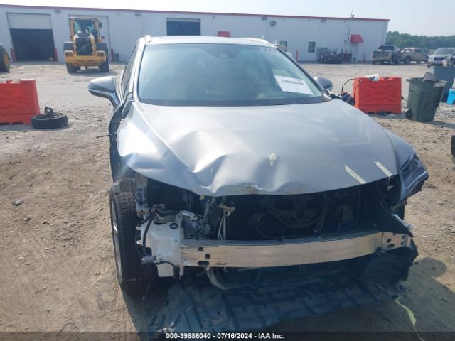 2T2BZMCAXHC072699 Lexus RX 350