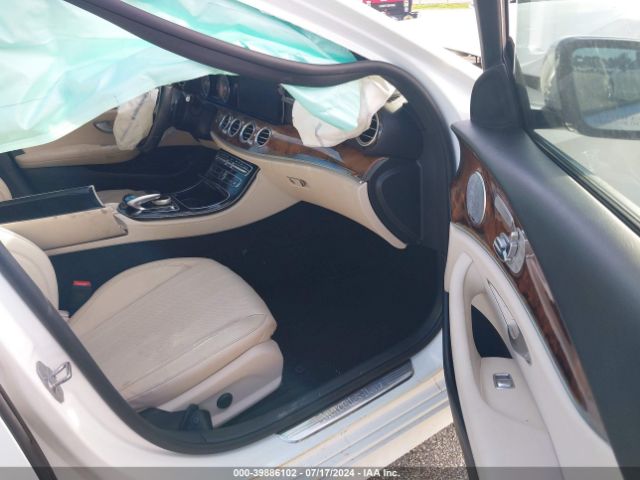 WDDZF4JB1HA201351 Mercedes-Benz E 300